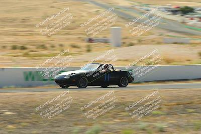 media/May-31-2025-CalClub SCCA (Sat) [[2c1a04e1ee]]/Qualifying/Group 1/Turn 4/
